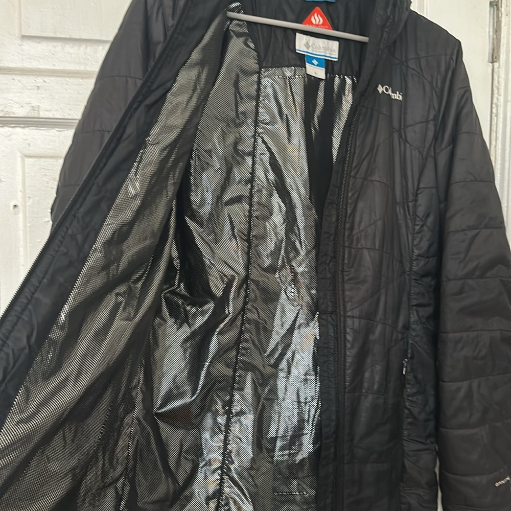 Coat - Picture 11 of 15